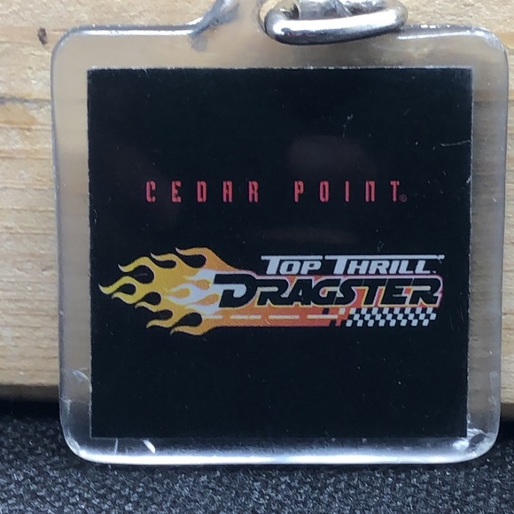 Cedar Point- Top Thrill Dragster Key Chain - Picture 3 of 9
